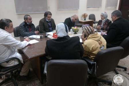 تم يوم الثلاثاء 4/1/2022 عقد اجتماع لجنه الازمات و الكوارث و الحد من المخاطر و ذلك في تمام الساعة العاشرة  و ذلك بحضور كلا من :