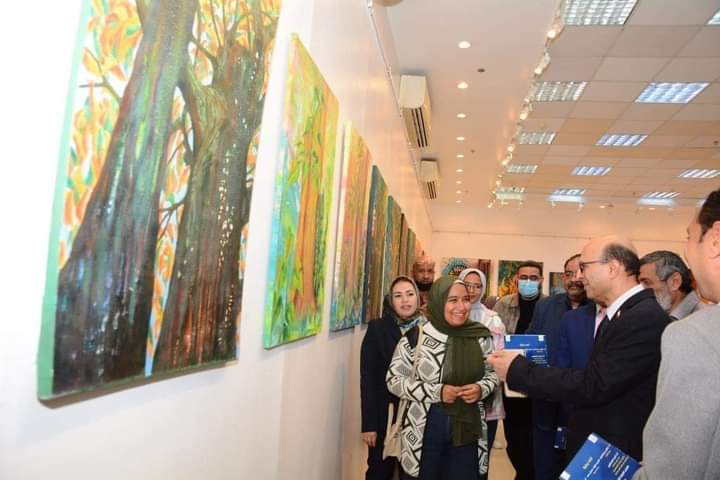 معرض الفرقة الثانية والرابعة بقسم التصوير بكلية الفنون الجميلة بعنوان " تشكيل لونى "