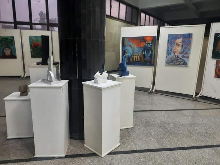 كلية الفنون الجميلة تشارك بمعرضها الفني على هامش المؤتمر الدولي الحادي عشر للتنمية والبيئة في الوطن العربي