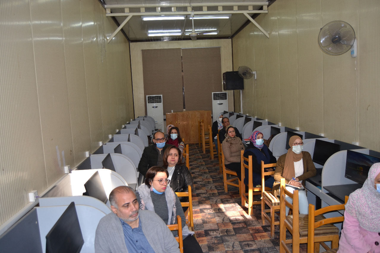 عقد مركز تطوير التعليم الجامعي دورة تدريبية للسادة أعضاء هيئة التدريس والهيئة المعاونة بكلية الفنون الجميلة بالتعاون مع وحدة ضمان الجودة بالكلية بتاريخ 23 ديسمبر 2021