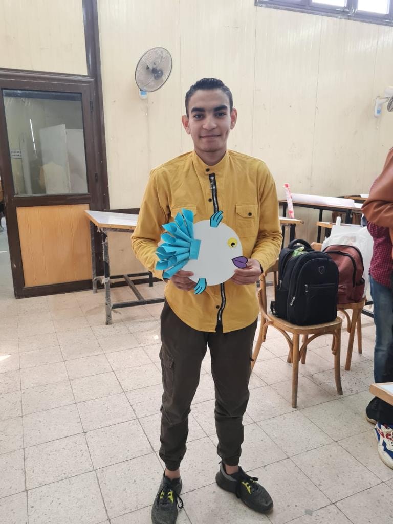 استكمال الورشة الفنية لليوم الثالث على التوالى فى إطار التعاون بين مؤسسات وكليات جامعة اسيوط ممثلة فى كلية الفنون الجميلة وفئات المجتمع الخارجى لذوى الهمم 