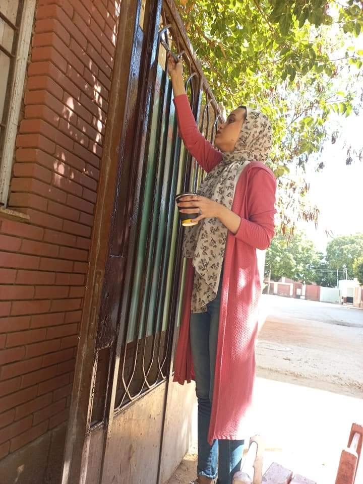  تصميم لبوابة مدرسه ثورة ٢٥ يناير الرسمية المتميزة للغات 