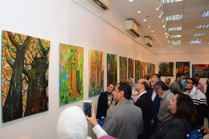 جامعة أسيوط تفتتح معرض الفرقة الثانية والرابعة بقسم التصوير بكلية الفنون الجميلة بعنوان " تشكيل لوني "