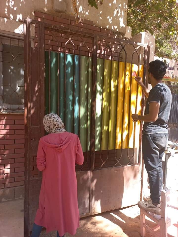  تصميم لبوابة مدرسه ثورة ٢٥ يناير الرسمية المتميزة للغات 