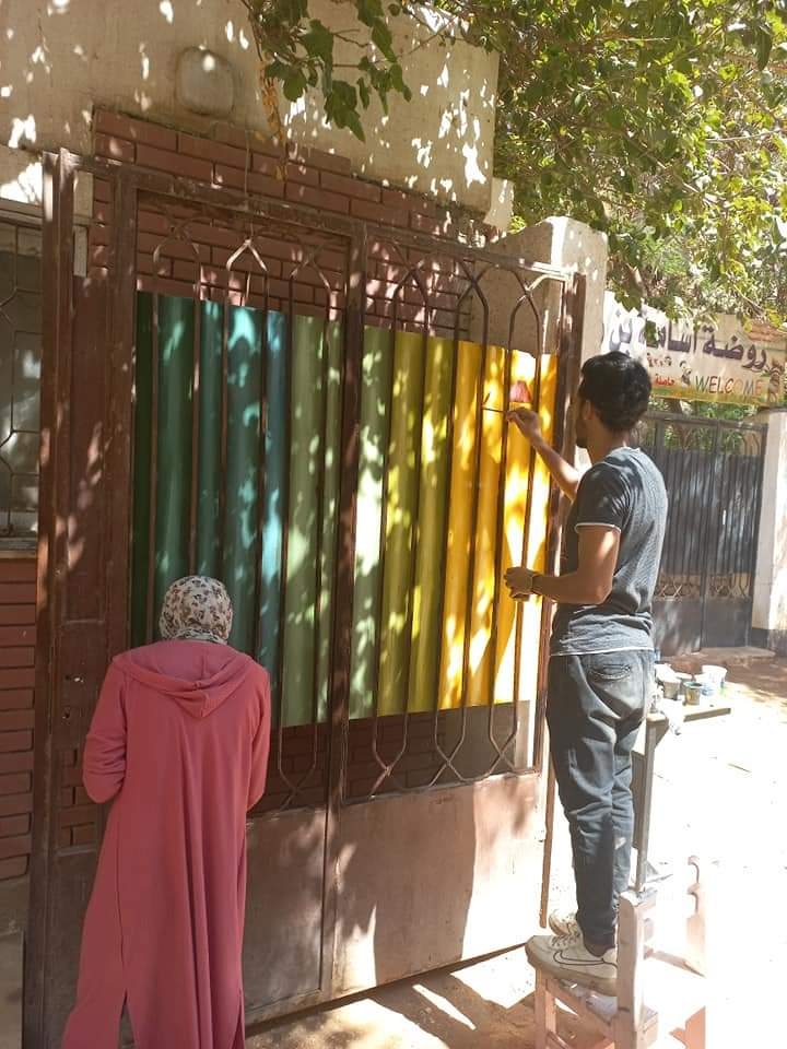  تصميم لبوابة مدرسه ثورة ٢٥ يناير الرسمية المتميزة للغات 