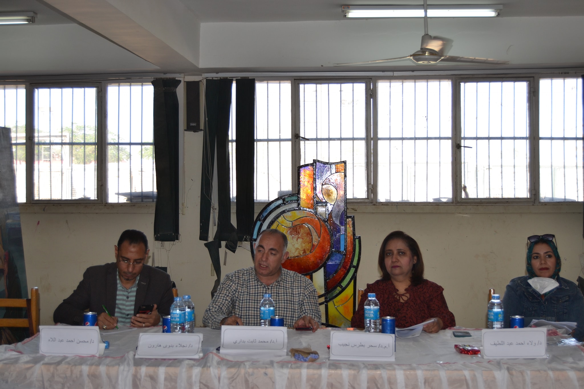 عقد سمينار لطلاب مرحلة الماجستير والدكتوراه بقسم التصوير