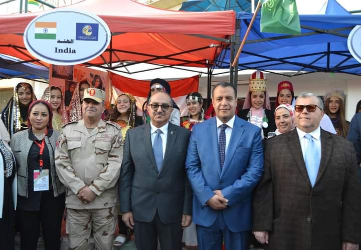 مشاركة كليه الفنون الجميله  في حفل افتتاح الملتقى الثانى لأسبوع الشعوب بجامعة أسيوط فى الفترة من ٢٣ إلى ٢٨ مارس ٢٠٢٢