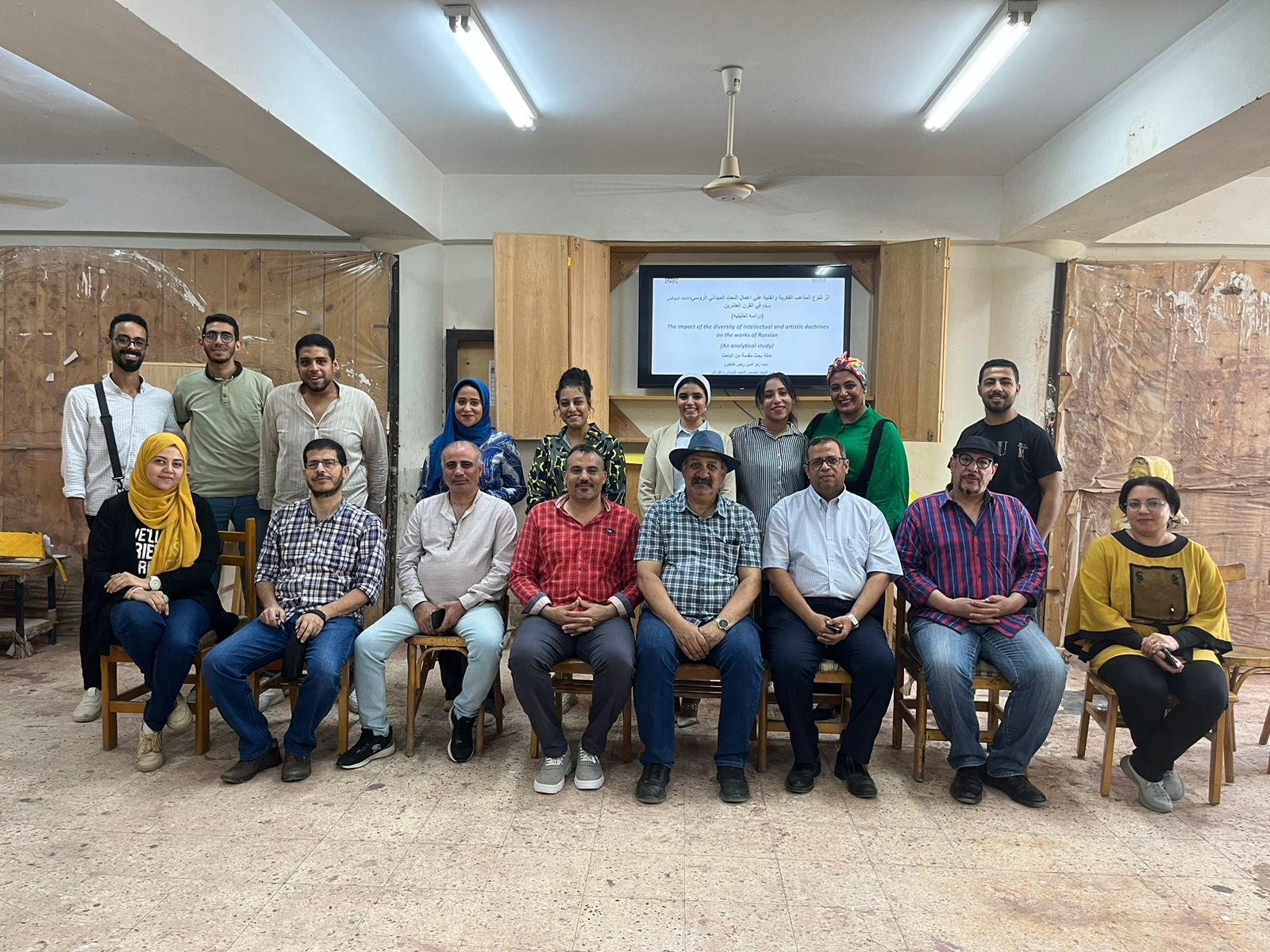 في اطار النشاط البحثي بالكلية، عقد قسم النحت اليوم سيمينارات لمناقشة الخطط البحثية لثلاثة من طلاب الدراسات العليا بالكلية المسجلين لدرجة الماجستير