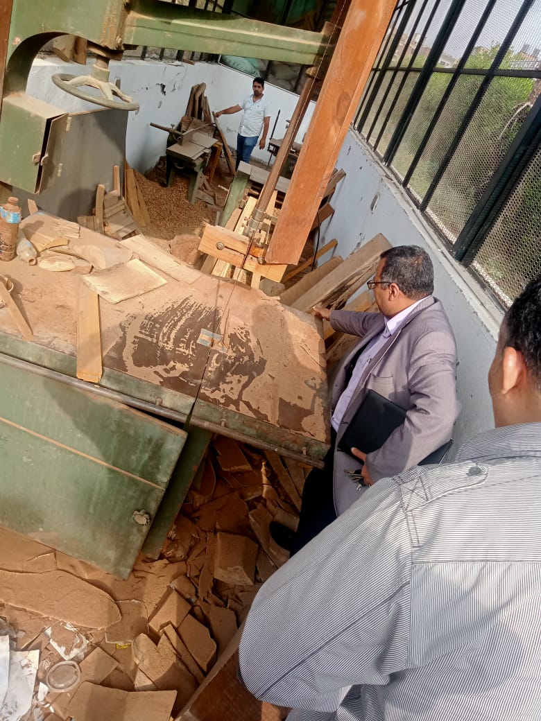 في إطار جهود الكلية لتطوير ورفع كفاءة كافة تجهيزات العملية التعليمية وتعظيم الاستفادة منها في مجالات خدمة المجتمع