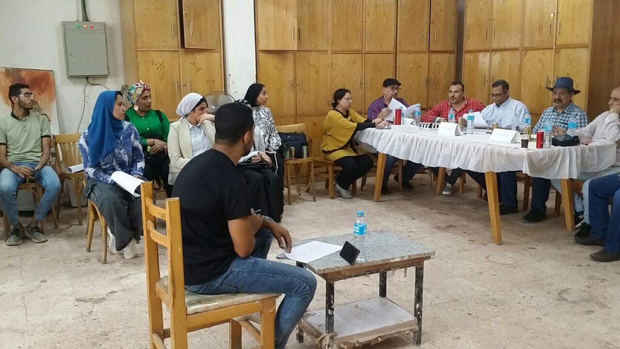 في اطار النشاط البحثي بالكلية، عقد قسم النحت اليوم سيمينارات لمناقشة الخطط البحثية لثلاثة من طلاب الدراسات العليا بالكلية المسجلين لدرجة الماجستير