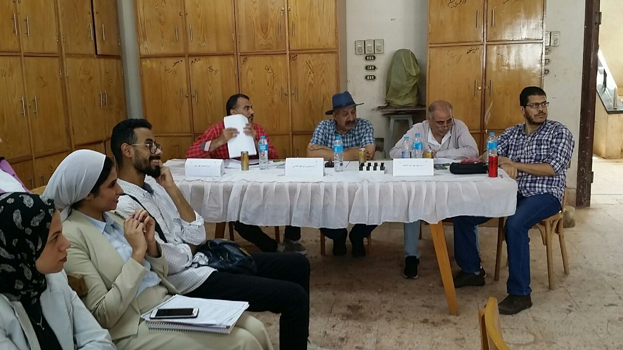 في اطار النشاط البحثي بالكلية، عقد قسم النحت اليوم سيمينارات لمناقشة الخطط البحثية لثلاثة من طلاب الدراسات العليا بالكلية المسجلين لدرجة الماجستير