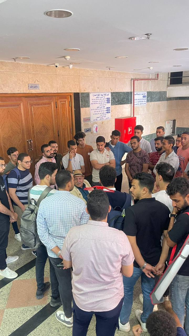 زيارات الميدانية للمباني والمنشآت المختلفة