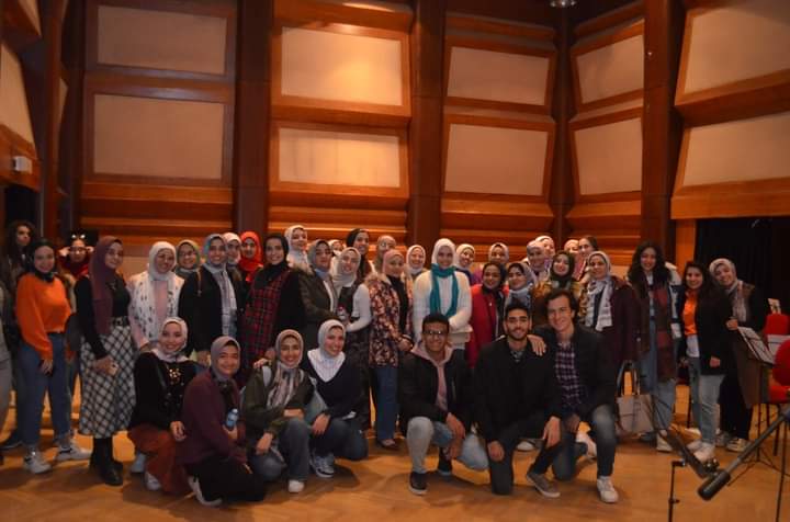 رحلة علمية ميدانية إلى القاهرة لزيارة مدينة الانتاج الاعلامي و القاهرة الفاطمية شارع المعز و الحسين 