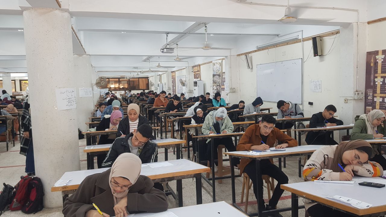 بدأت صباح اليوم اختبارات الفصل الدراسي الأول للعام الجامعي ٢٠٢٣-٢٠٢٤ 