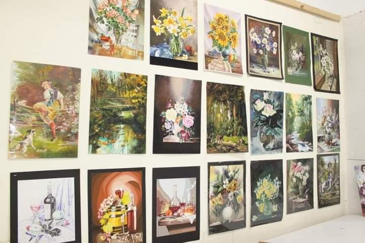 الاستاذ الدكتور أحمد المنشاوي نائب رئيس الجامعة لشئون الدراسات العليا و البحوث و المشرف علي كلية الفنون الجميلة يفتتح معرض فني ضمن فعاليات  ختام العام الدراسي الثاني لمختلف الفرق الدراسية بكلية الفنون الجميلة