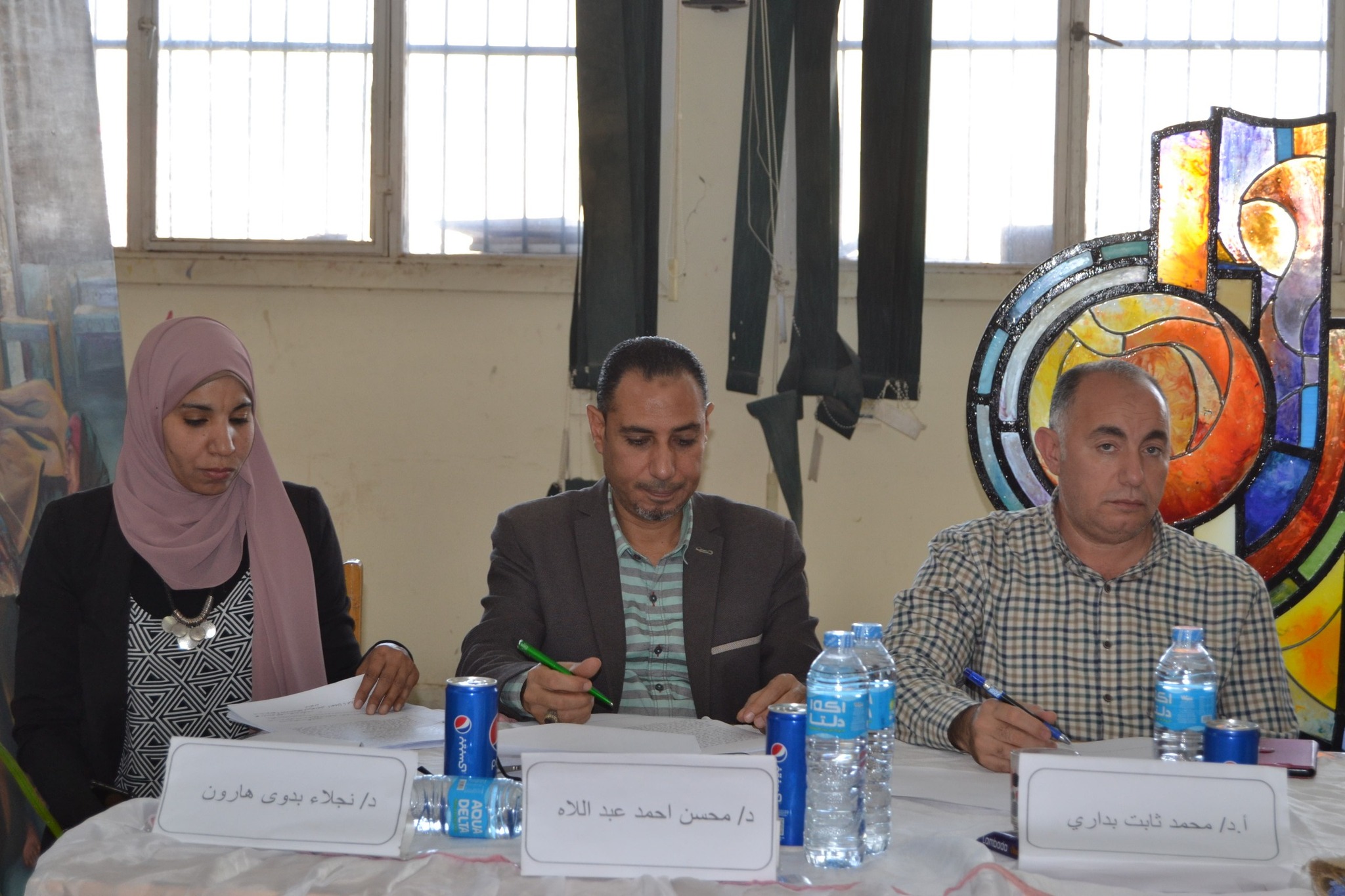 عقد سمينار لطلاب مرحلة الماجستير والدكتوراه بقسم التصوير