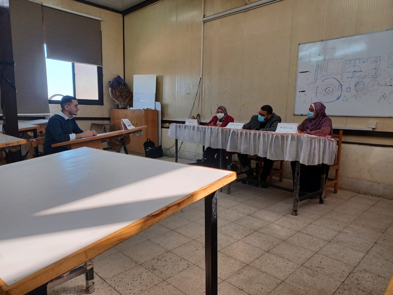 عقد اختبار قبول لطلاب مرحلة الماجستير قسم العمارة