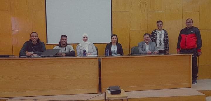 مسابقه تصميم  أفضل شعار لكليه الحاسبات والمعلومات لطلاب اللجنه الفنيه بالكليه