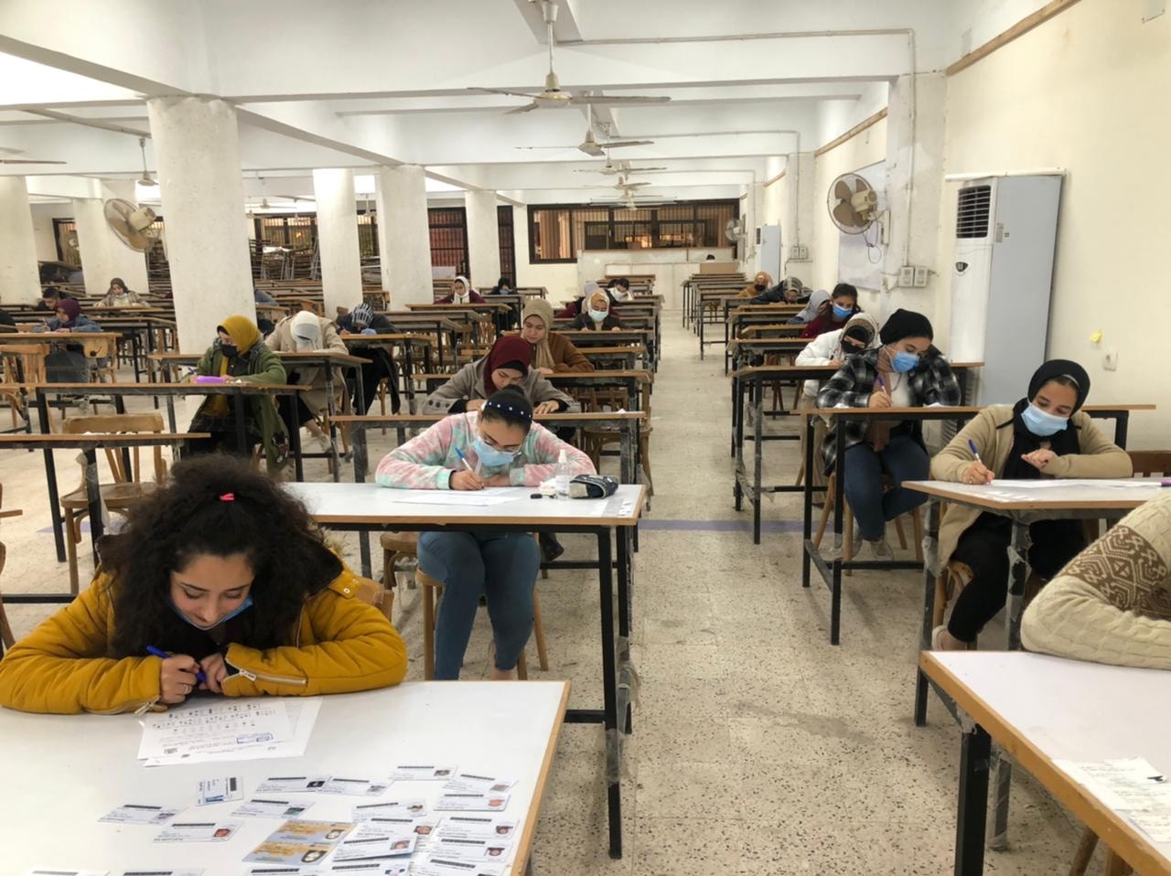 متابعة الامتحانات