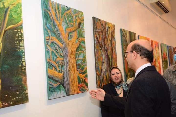 جامعة أسيوط تفتتح معرض الفرقة الثانية والرابعة بقسم التصوير بكلية الفنون الجميلة بعنوان " تشكيل لوني "