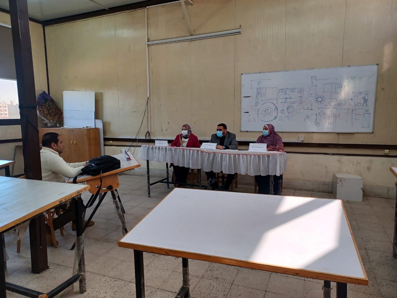 عقد اختبار قبول لطلاب مرحلة الماجستير قسم العمارة