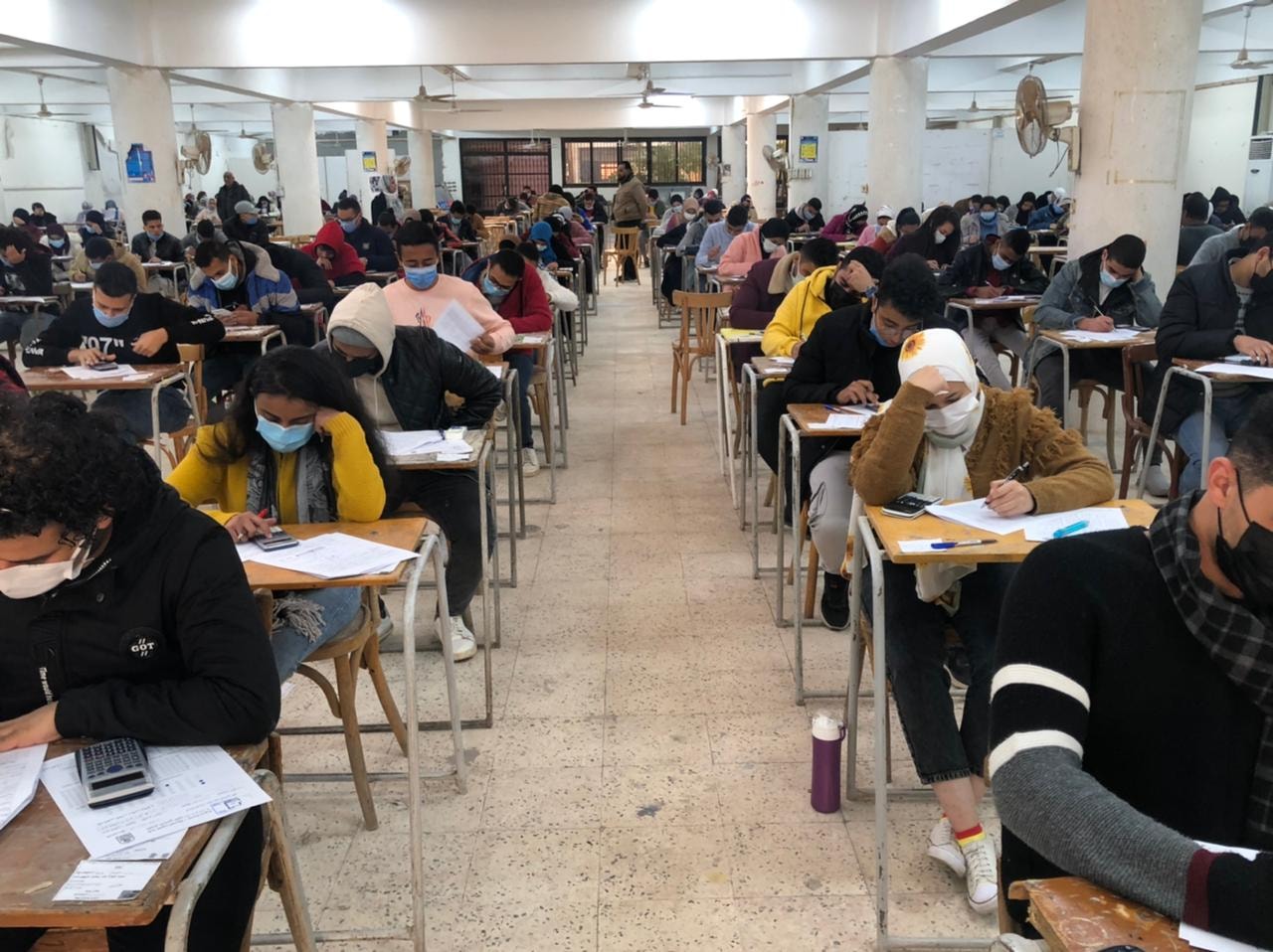 متابعة الامتحانات