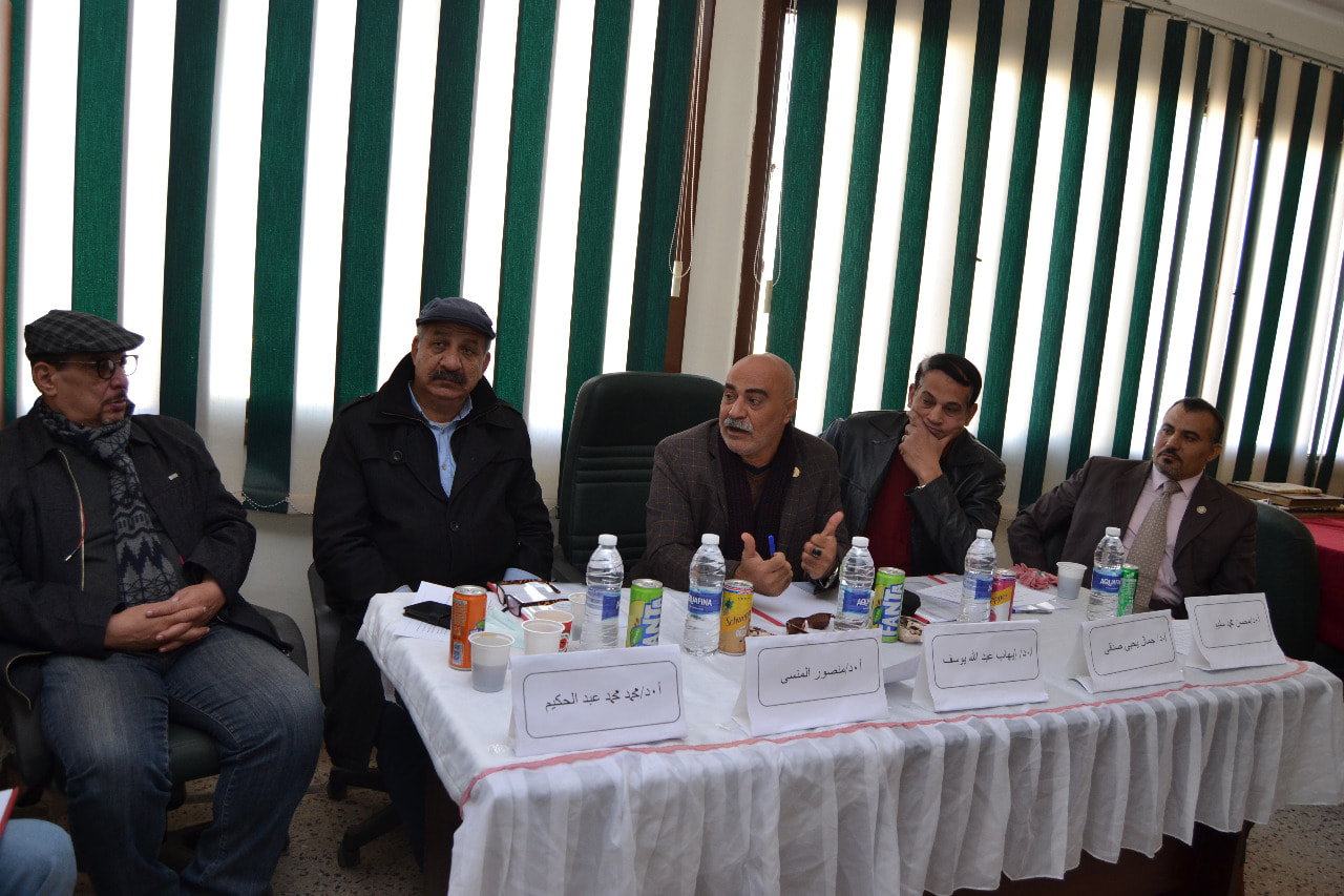 اقام قسم النحت امتحان تأهيلي دكتوراه للباحث عبد الرحمن فؤاد البرجي المدرس المساعد بقسم النحت تخصص النحت البارز والميدالية