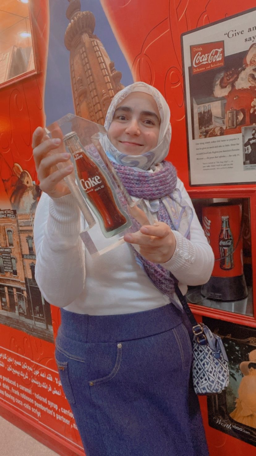 زياره ميدانيه علميه لمصنع الكوكاكولا بمدينه اسيوط عرب العوامر الجديده بهدف التعليم العملي لطلاب قسم الجرافيك 