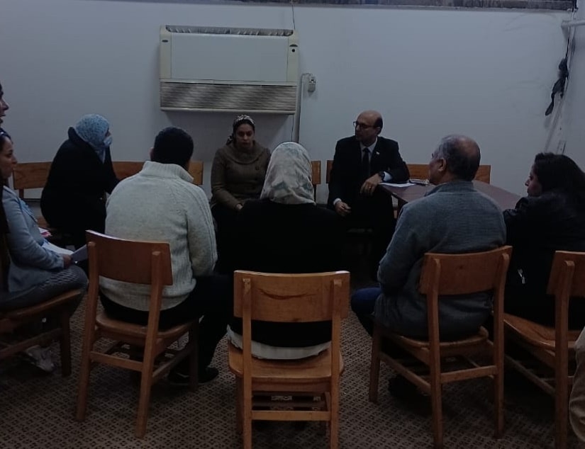 متابعة سير العمل بالكلية