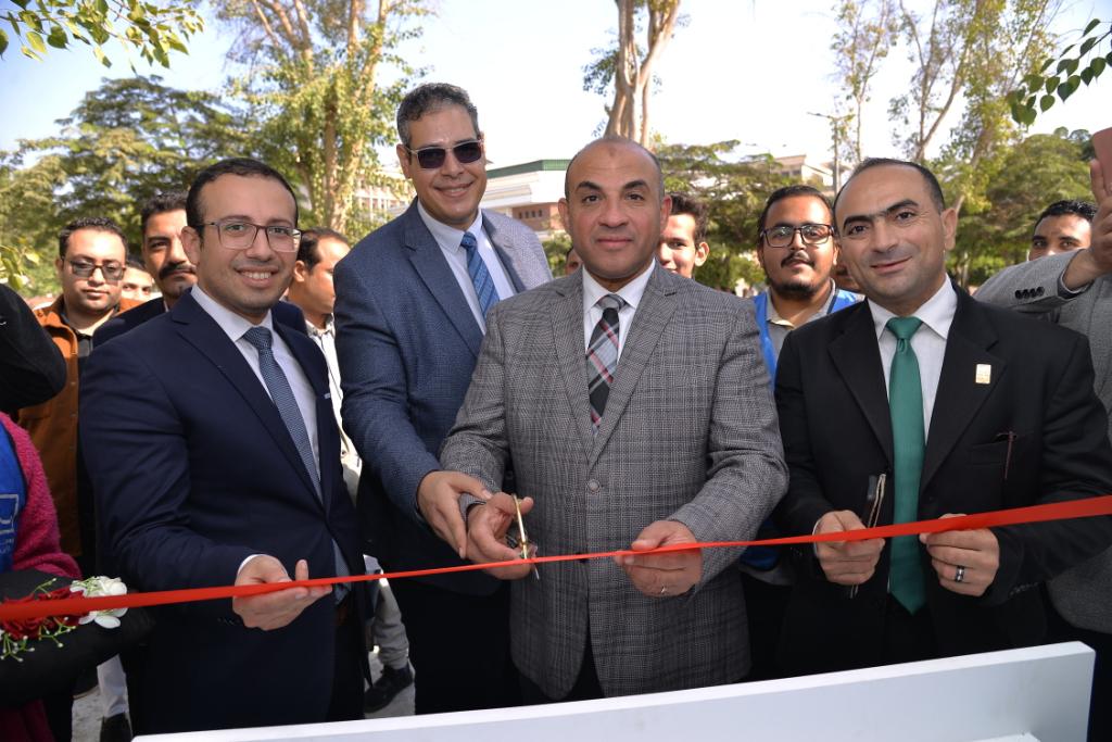 "حياة كريمة" في ضيافة جامعة أسيوط لنشر ثقافة العمل التطوعي وتعزيز المشاركة فى العمل العام للشباب