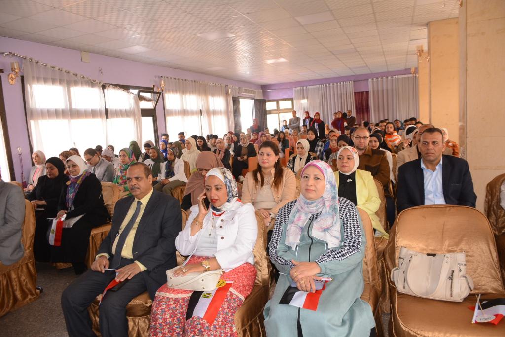 جامعة أسيوط تشهد افتتاح فعاليات مبادرة طلابية بعنوان "فيد واستفيد" لدعم التواصل والتعريف بالبرامج الدراسية والكليات المختلفة