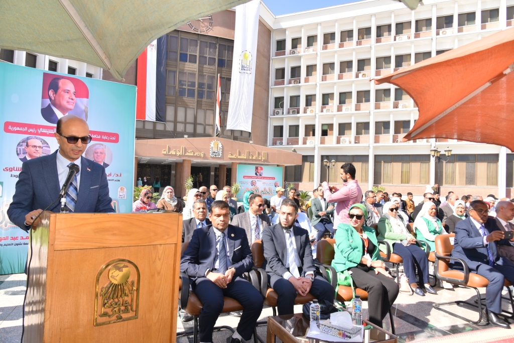 رئيس جامعة أسيوط يفتتح فعاليات المنتدى البيئي الثاني COP28-ASSUIT بحضور رؤساء جامعات إقليم الصعيد