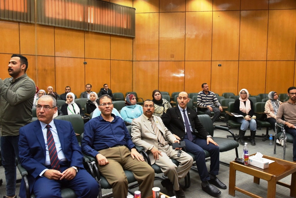 "حاسبات ومعلومات أسيوط "&nbsp; تنظم ندوة تعريفية عن الحلم الأخضر والمعلوماتية المستدامة&nbsp;