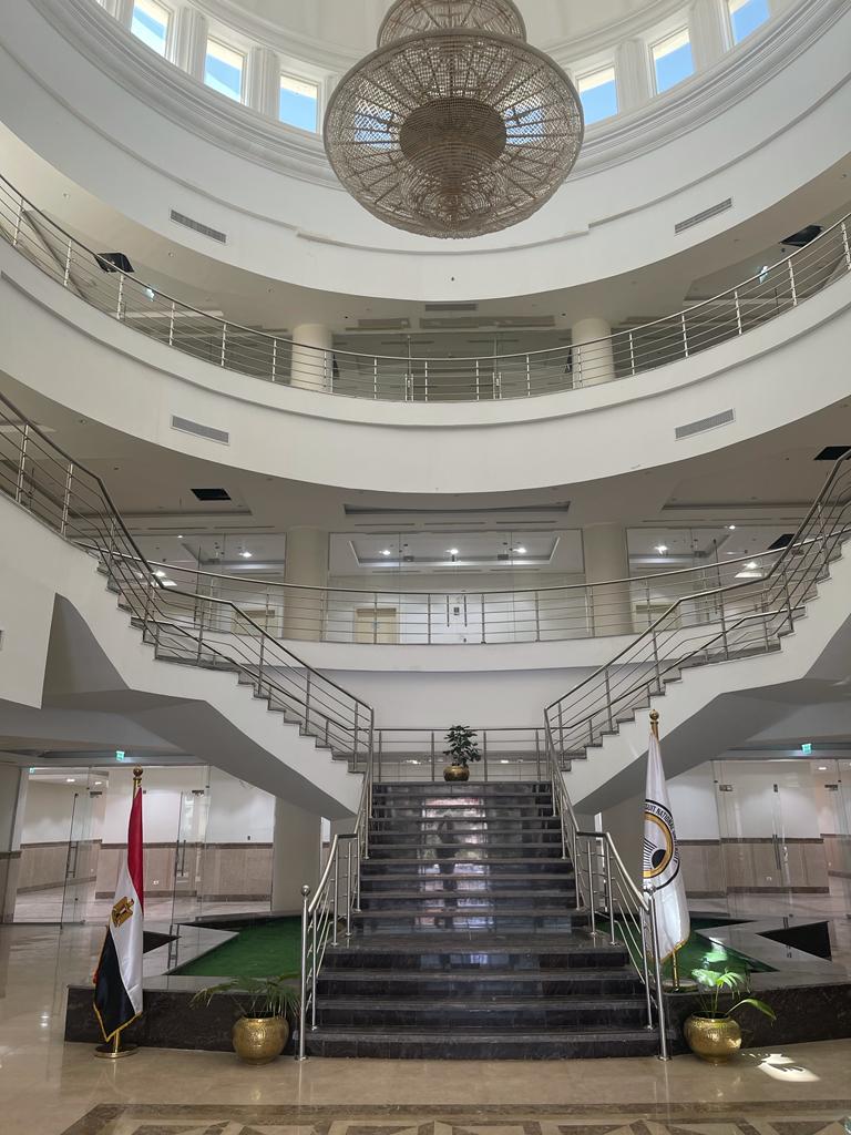 جامعة أسيوط الأهلية تستقبل العام الدراسي الجديد بتحية العلم .. غدا 