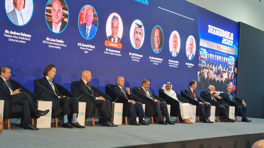 "طلاب هندسة أسيوط" ؛ يشاركون في الدورة الخامسة لمعرض، ومؤتمر النقل الذكي، واللوجستيات Trans MEA 2023 