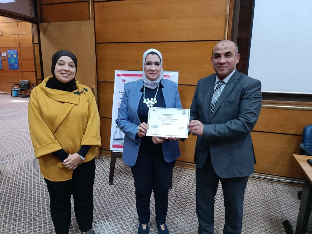 جامعة أسيوط تشهد ختام فعاليات المشروع التدريبي "استخدام الرقمنة في تدريس اللغة الفرنسية للأغراض المتخصصة"
