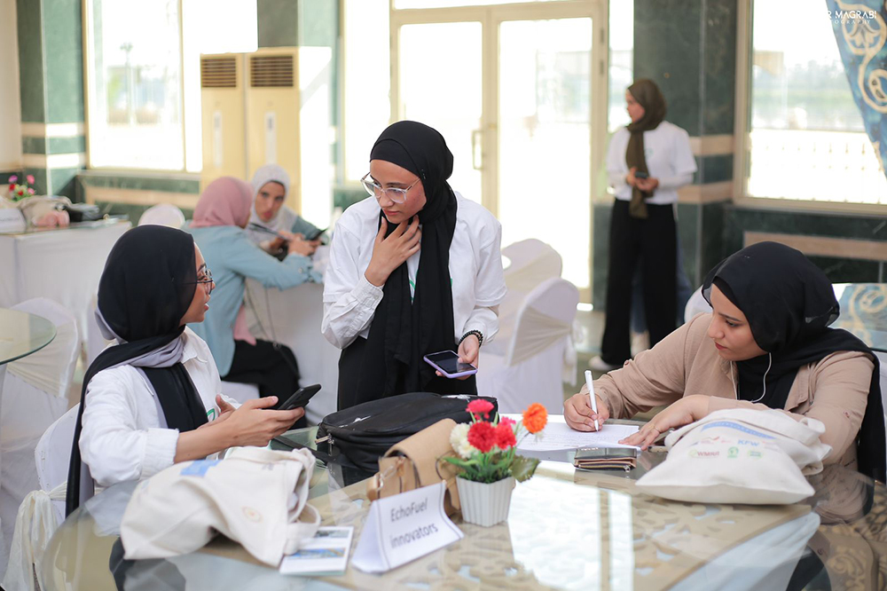 طلاب مبادرة جامعة أسيوط الخضراء يحصدون مراكز متقدمة فى منافسات مؤتمر "كلايمثون" العالمي