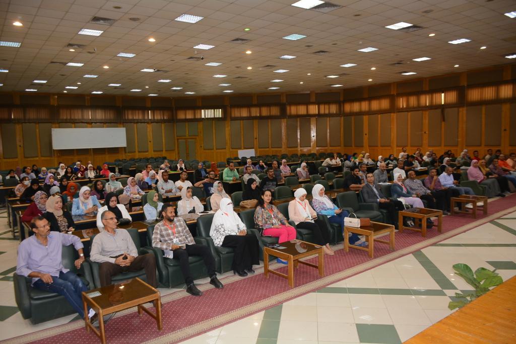 جامعة أسيوط تشهد انطلاق فعاليات الدوري البيئي (الحلم الأخضر) بمشاركة جامعات الإقليم