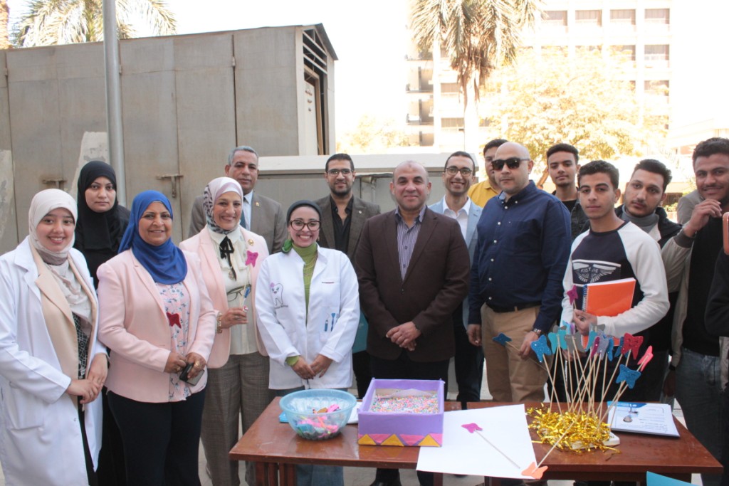 جامعة أسيوط تحتفل باليوم العالمي لصحة الفم