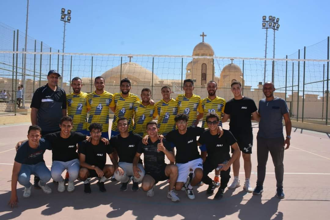 جامعة أسيوط تفوز بكأس البطولة في خماسيات كرة القدم وكرة الطائرة (طلبة وطالبات) في الملتقى الرياضي الأول لطلاب جامعات محافظة أسيوط