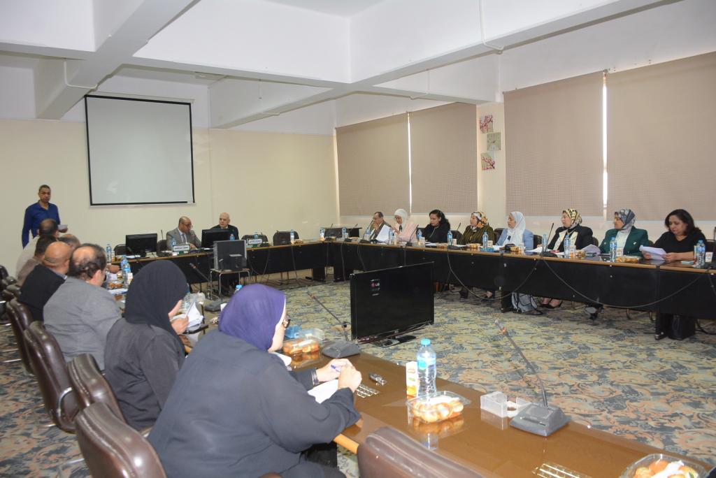 د. المنشاوي: نولي اهتماماً كبيرا لتعظيم الإفادة من طاقات الطلاب لدعم التنمية