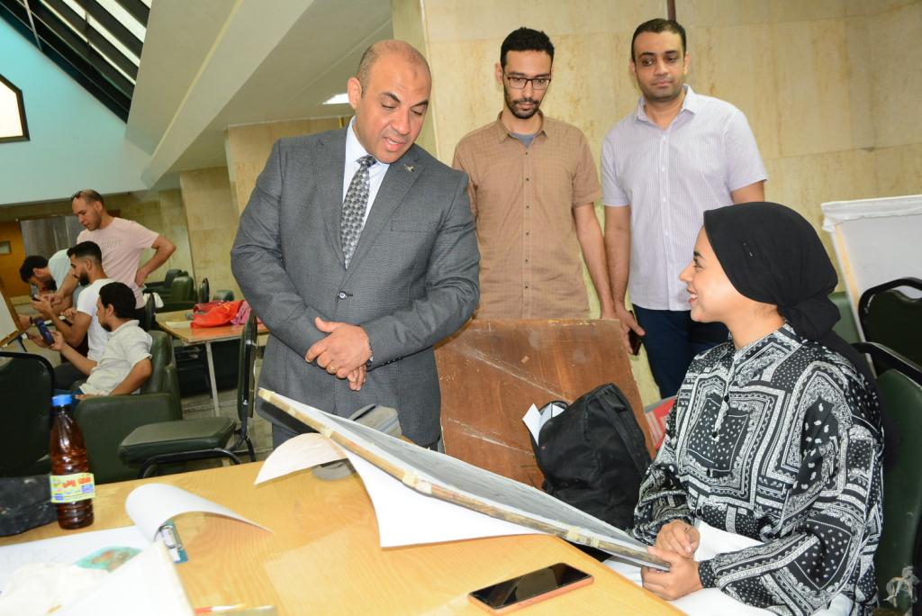 جامعة أسيوط تطلق مسابقة فنية "يوم فى حب مصر" فى إطار احتفالات الجامعة بثورة 30 يونيو