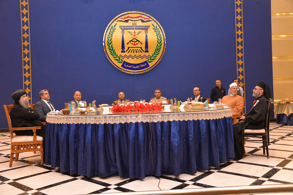 رئيس جامعة أسيوط يحضر حفل تكريم اللواء أركان حرب  محب حبشي مساعد وزير الدفاع والإنتاج الحربي