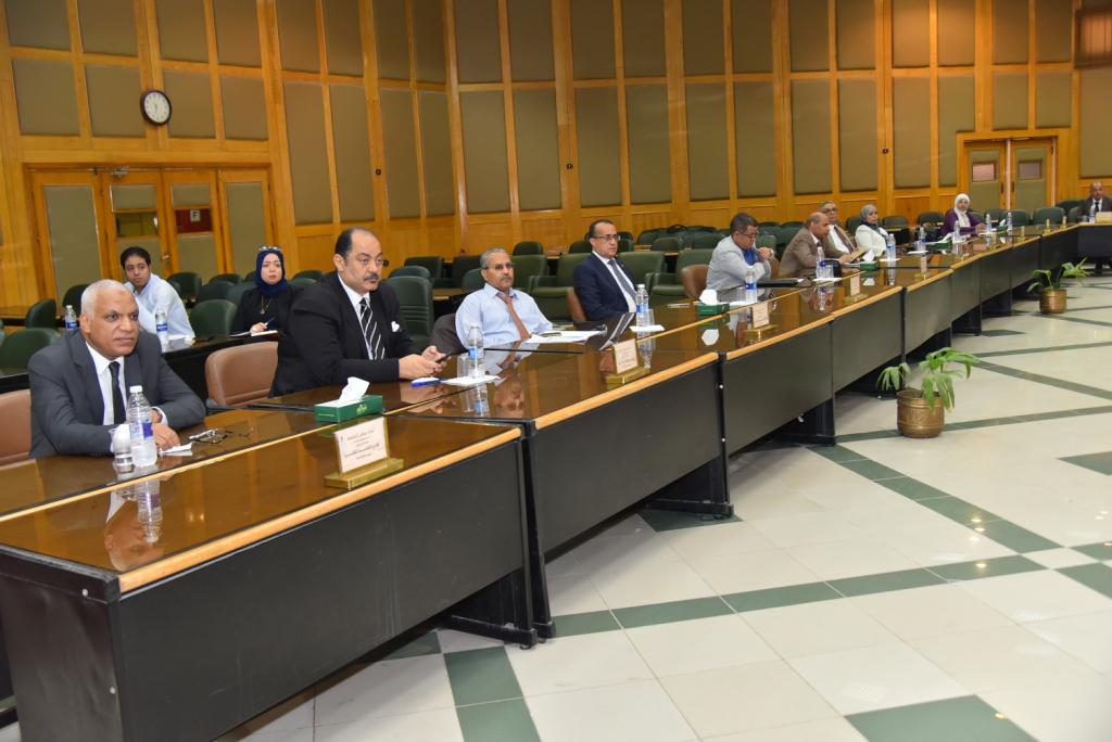 في جلسته الشهرية: مجلس جامعة أسيوط يهنئ الرئيس السيسي بمناسبة ذكرى ثورة ٢٣ يوليو