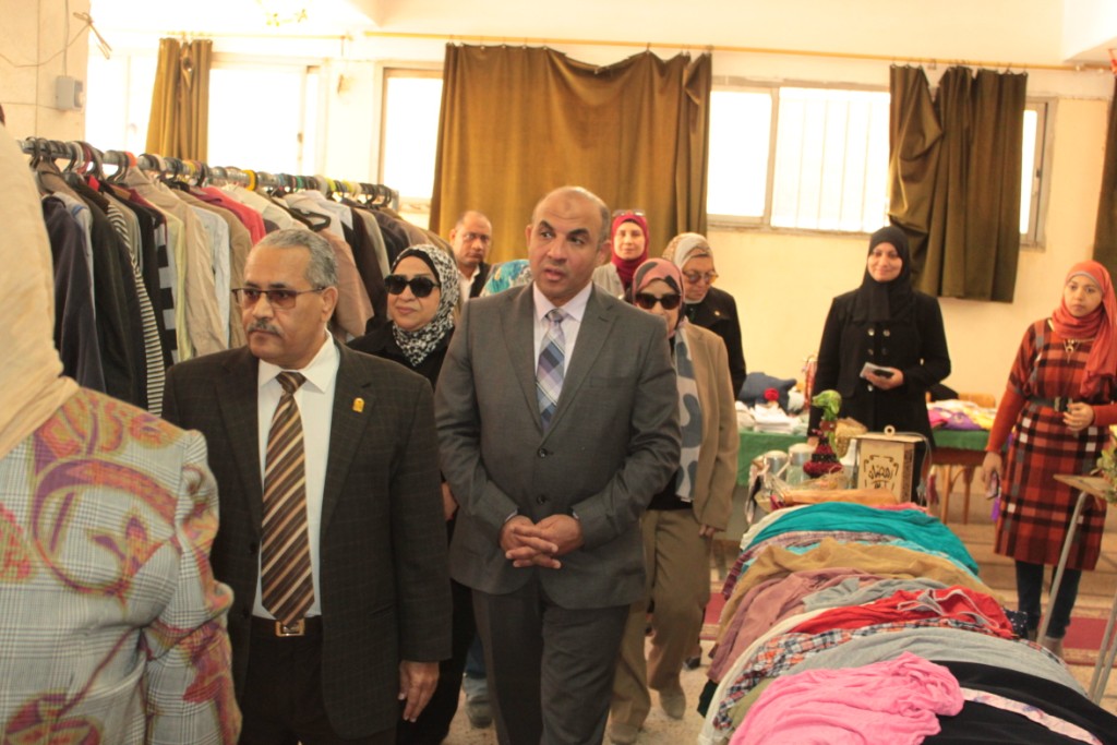 جامعة أسيوط تنظم المعرض الخيري الرابع لكلية العلوم "لنادي ليونز نيل أسيوط"