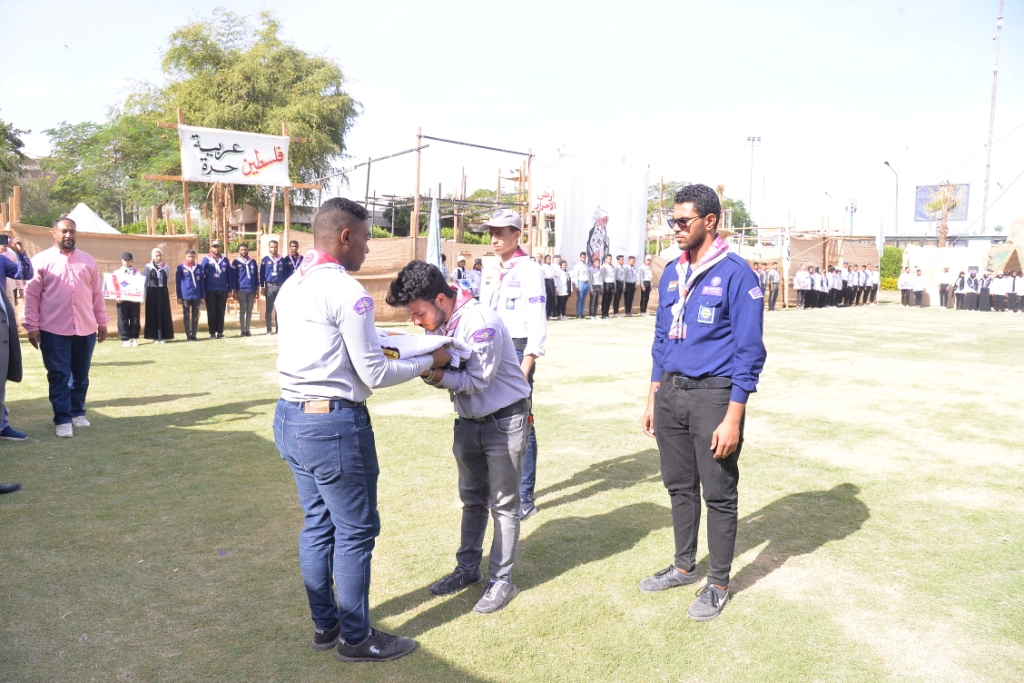 بمشاركة مستشار وزير التعليم العالي والبحث العلمي  للأنشطة الطلابية ..   جامعة أسيوط تشهد وقائع افتتاح الدورة الكشفية (٤٢) والإرشادية (٢٨)