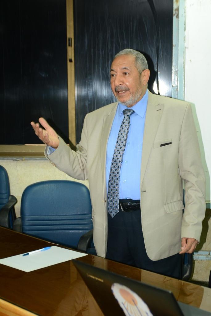 دورة تدريبية بجامعة أسيوط عن"مفهوم الجودة في الخدمات الصحية والمستشفيات"