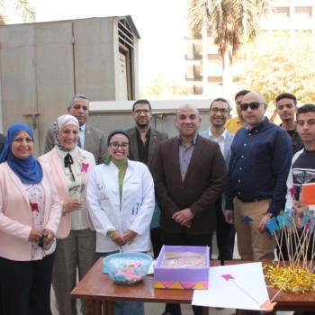 جامعة أسيوط تحتفل باليوم العالمي لصحة الفم