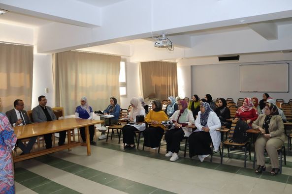 ختام فعاليات اسبوع حملة الفحص المبكر لسرطان الثدي  بمستشفيات جامعة أسيوط، والتي نظمها قسم علاج الأورام والطب النووي بالتعاون مع كلية التمريض. 