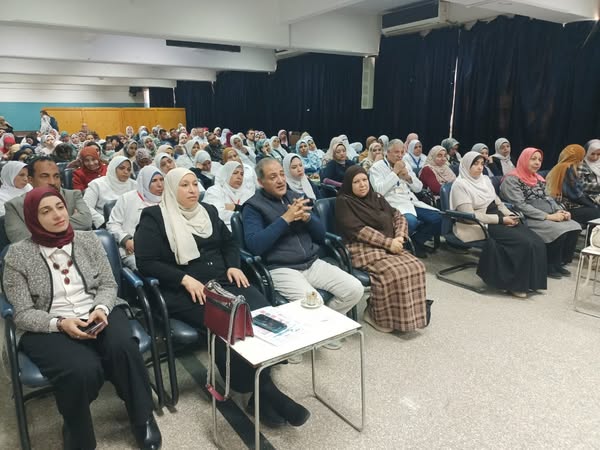 فاعليات الندوة التوعوية حول الصيام الآمن لمرضى السكر بمستشفيات جامعة أسيوط.